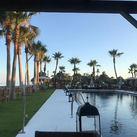 Apartamento Con Piscina ,Playa Con Vistas Panoramicas En La Marina De Sotogrande San Roque  Luaran gambar